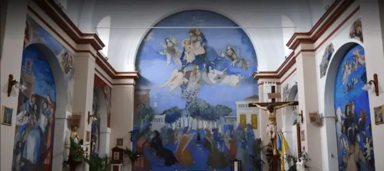 murales de raul soldi en la capilla santa ana de glew